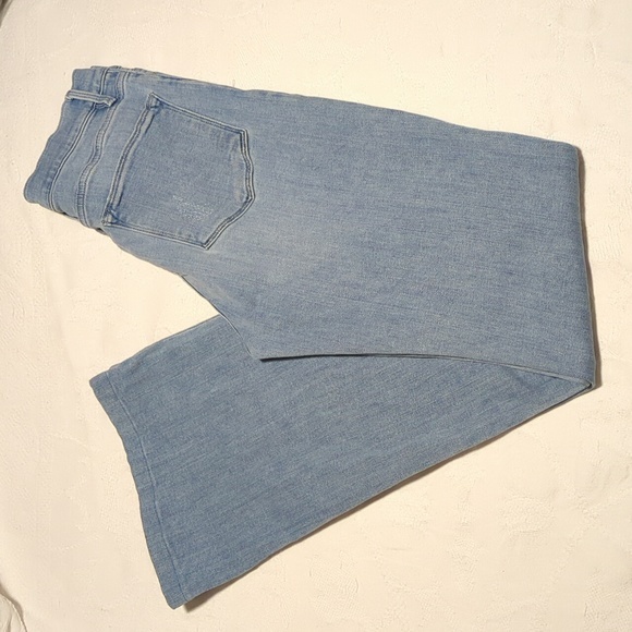 Frame Le high flare denim in fountain blue - Picture 2 of 5